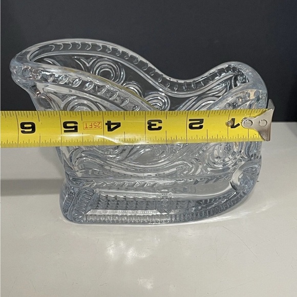 Avon 24% Lead Crystal Christmas Sleigh Candy Dish | Vintage Holiday Décor w/ Box - Picture 7 of 10
